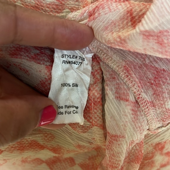 CAbi Emerson Silk blouse - Picture 6 of 8